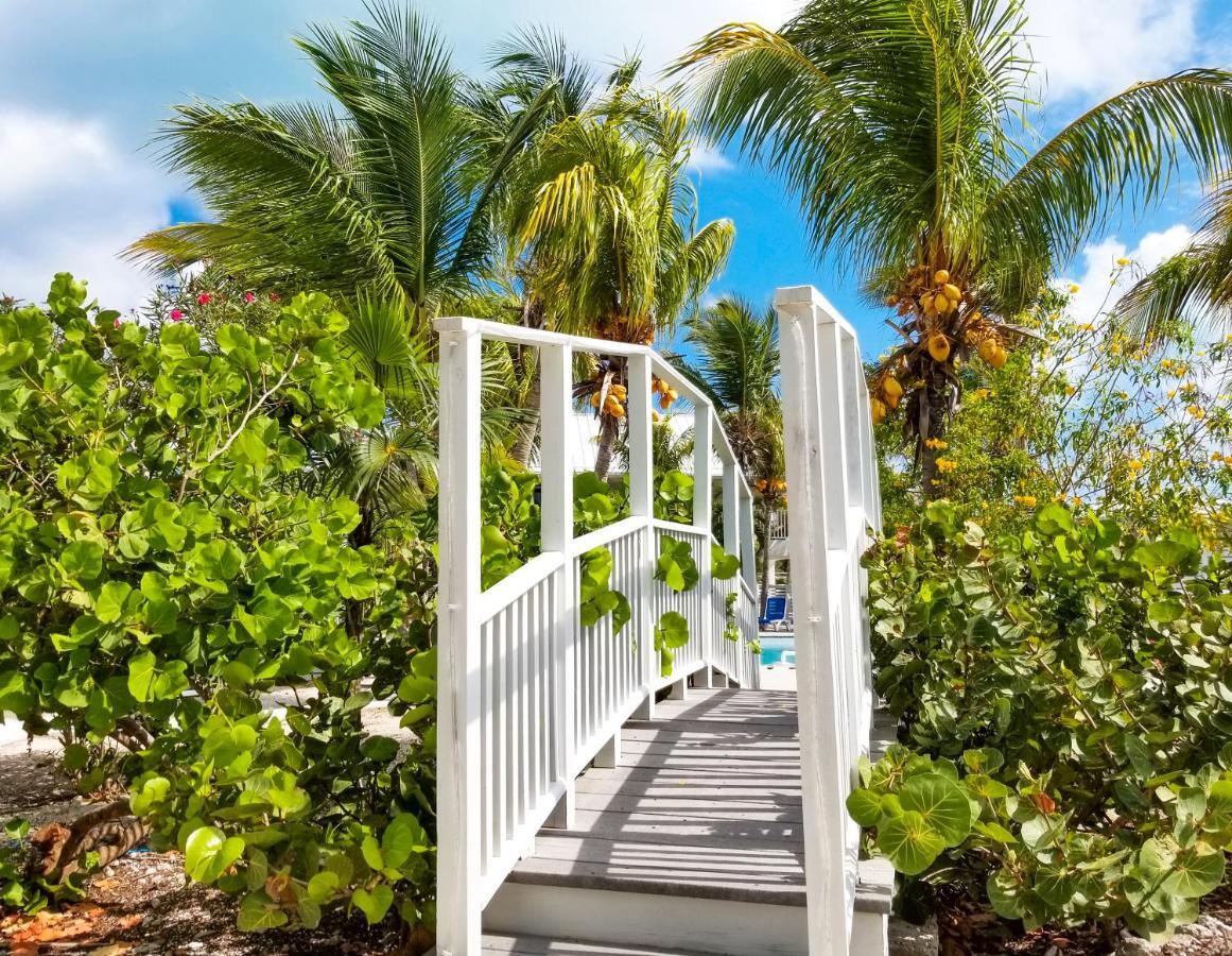 Grace Bay Place Hotell Eksteriør bilde